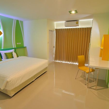 The Rice Hotel Roi Et Extérieur photo