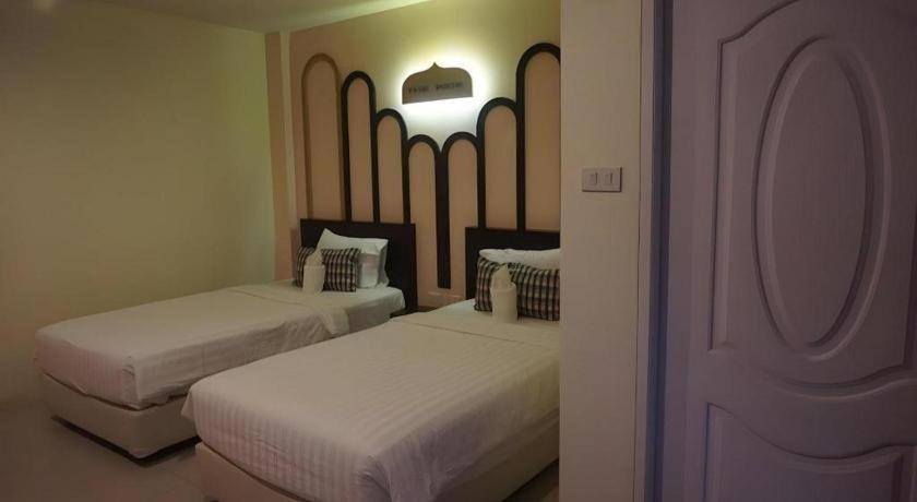 The Rice Hotel Roi Et Extérieur photo