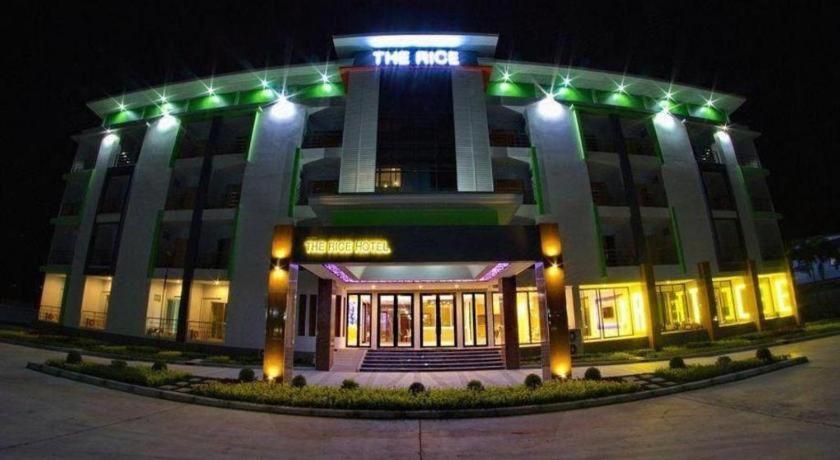 The Rice Hotel Roi Et Extérieur photo