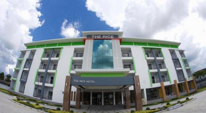 The Rice Hotel Roi Et Extérieur photo