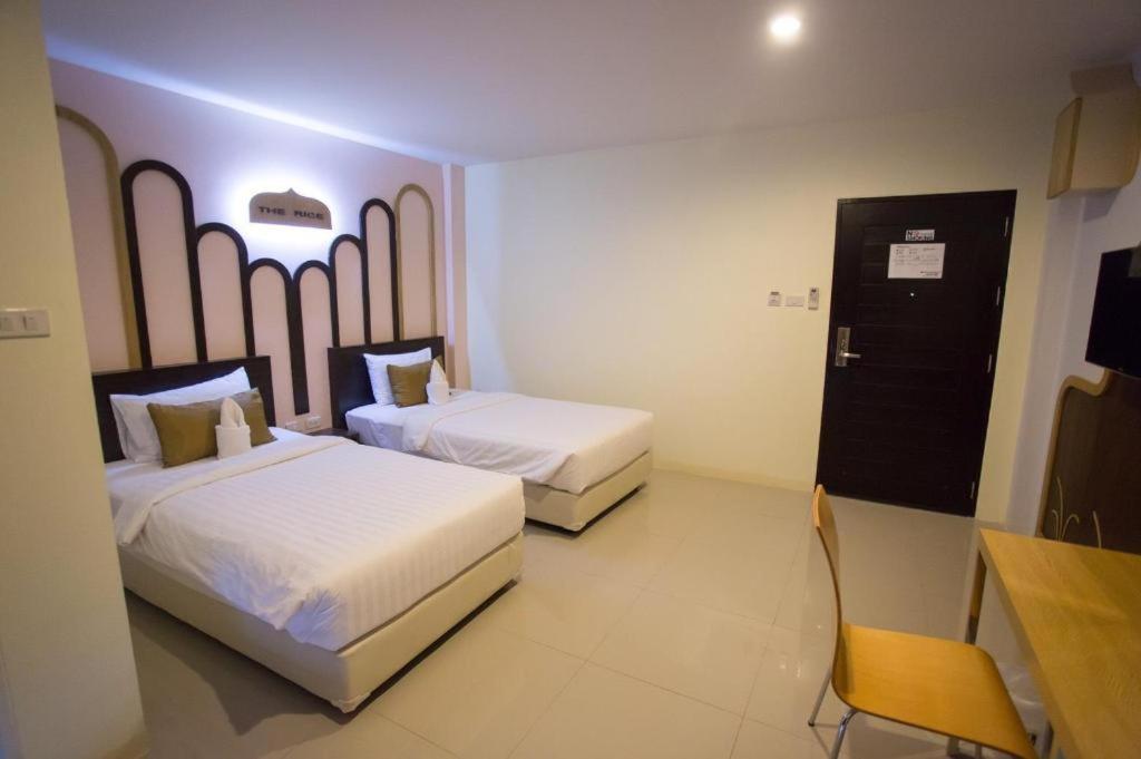 The Rice Hotel Roi Et Extérieur photo