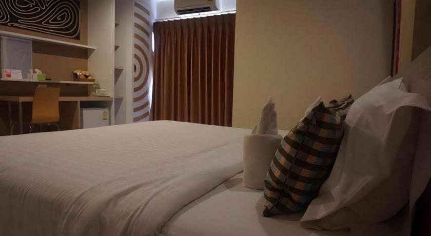 The Rice Hotel Roi Et Extérieur photo
