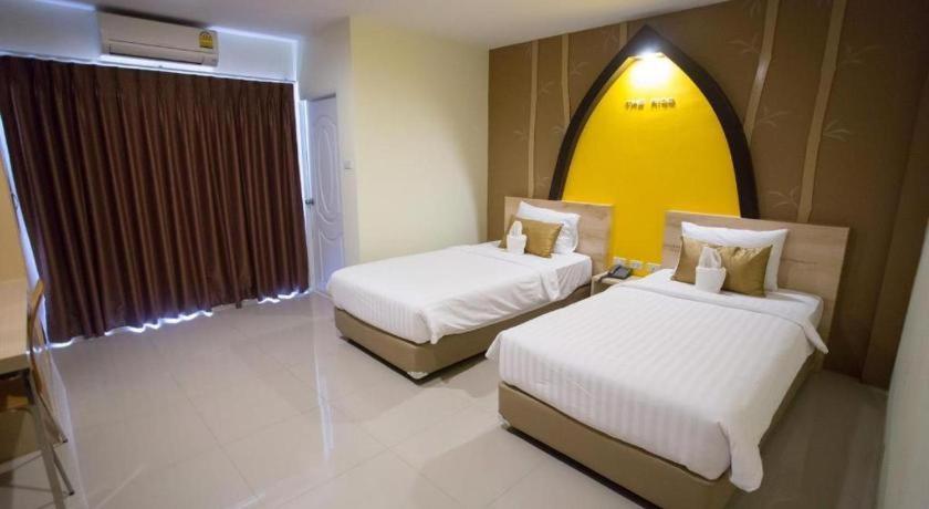 The Rice Hotel Roi Et Extérieur photo